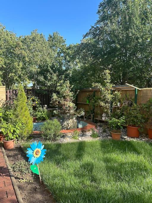 Family-Friendly Prague 5 Stay 외부 사진